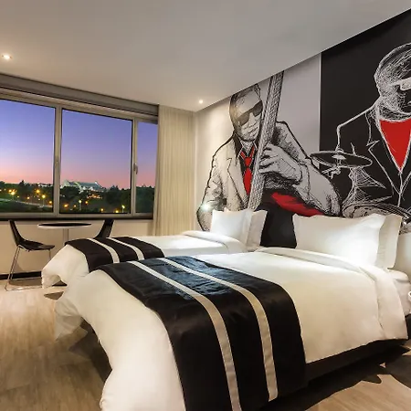 Hf Fenix Music 3* 리스본