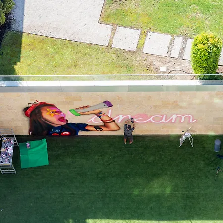 Hf Fenix Music ホテル 3*