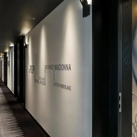 ホテル Hf Fenix Music 3*