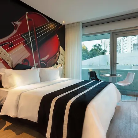 Hf Fenix Music ホテル