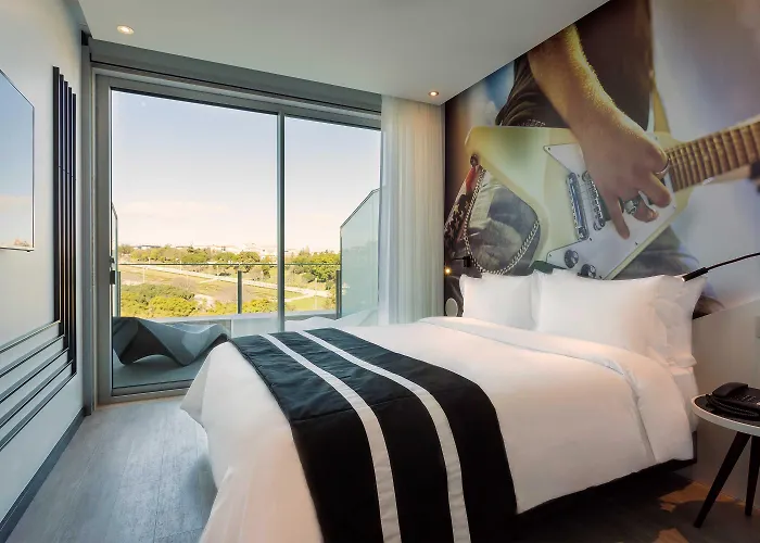 Hf Fenix Music Lizbona