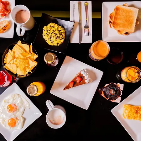 Hf Fenix Music Отель