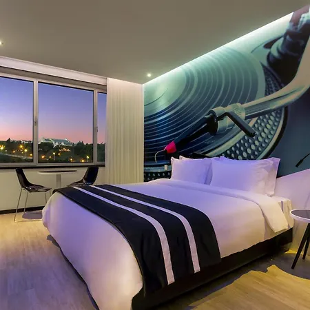 Hf Fenix Music Лиссабон