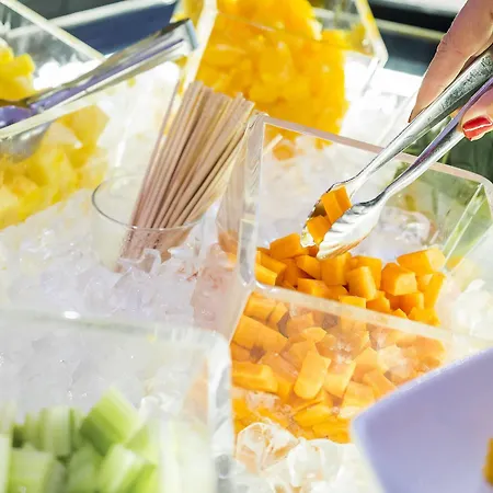 Отель Hf Fenix Music