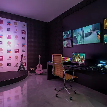 Отель Hf Fenix Music Лиссабон